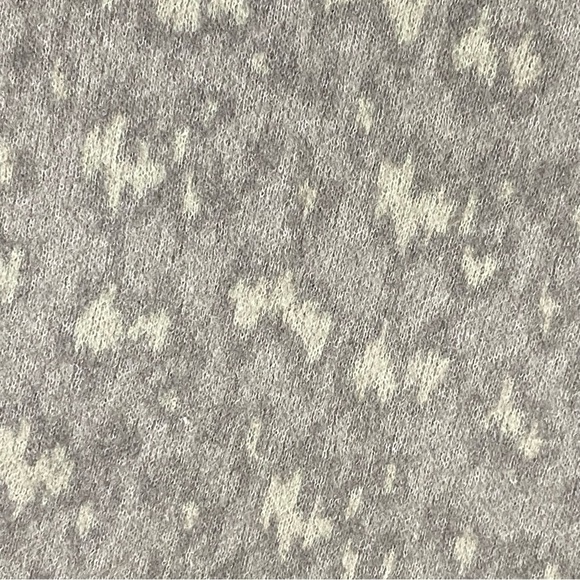 Athleta Sweater Women S Petite Gray Animal Print Merino Wool Blend Scope Neck - Picture 3 of 7